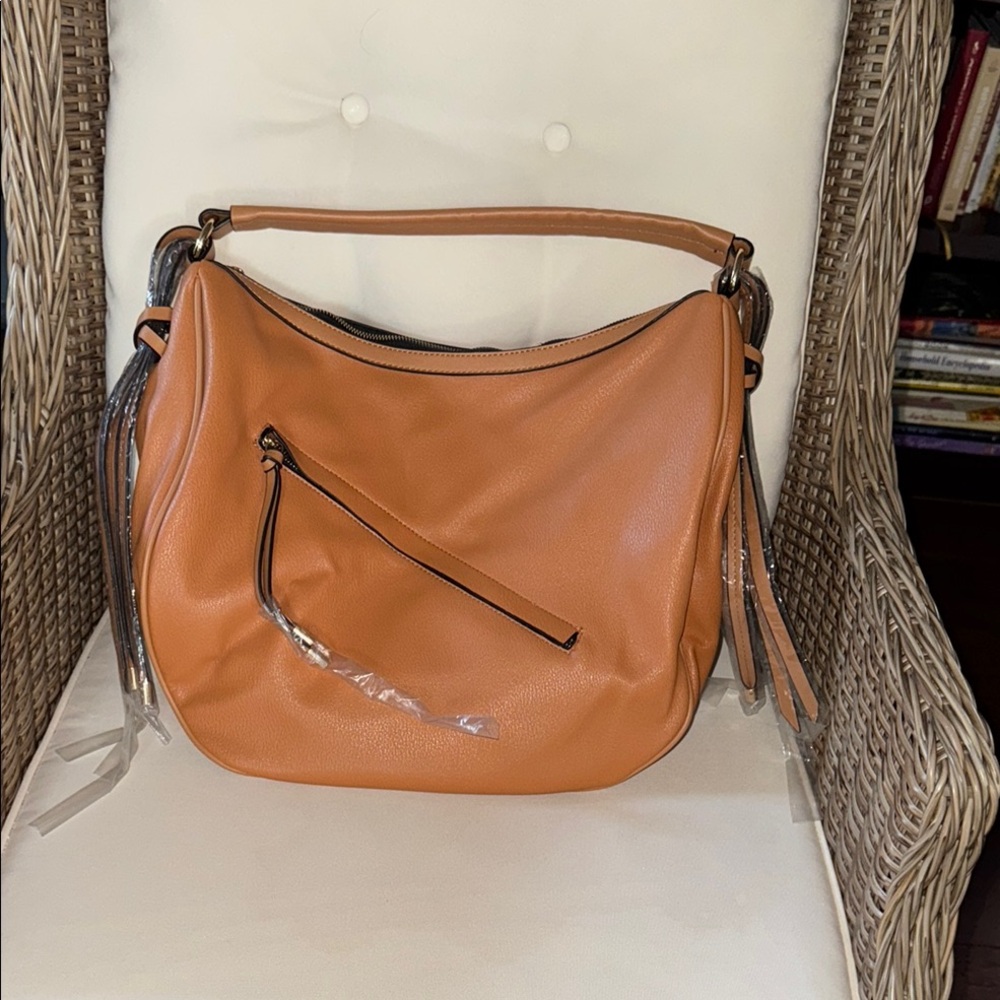 Elegant Tan Hobo Shoulder Bag